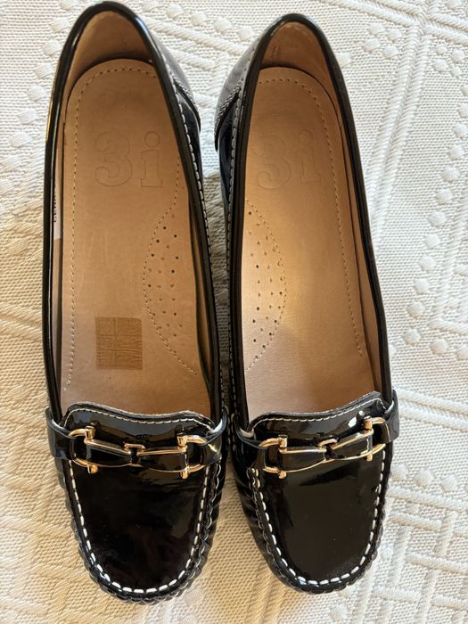 Czarne mokasyny, loafersy na obcasie 36