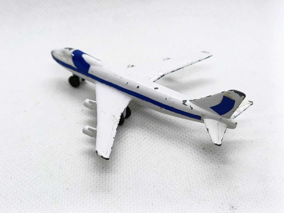 Brinquedo Pilen vintage em metal Boeing 747