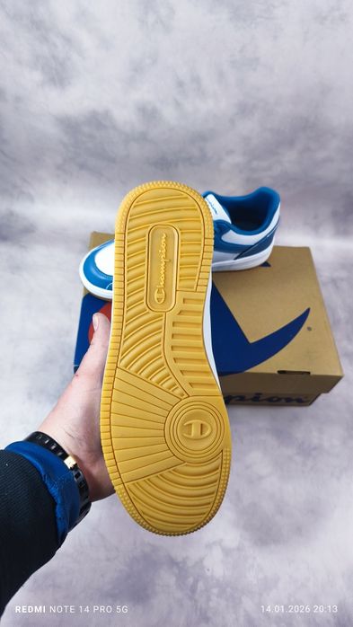 sneakersy Champion Rebound 2.0 Low w kolorze białym z niebieskimi deta