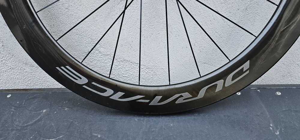 Przednie karbon. Koło 28 Dura-Ace WH-R9170