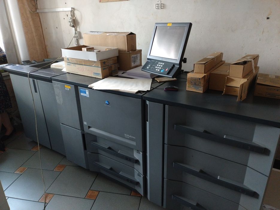 Коніка Мінолта 1100  , цифрова машина