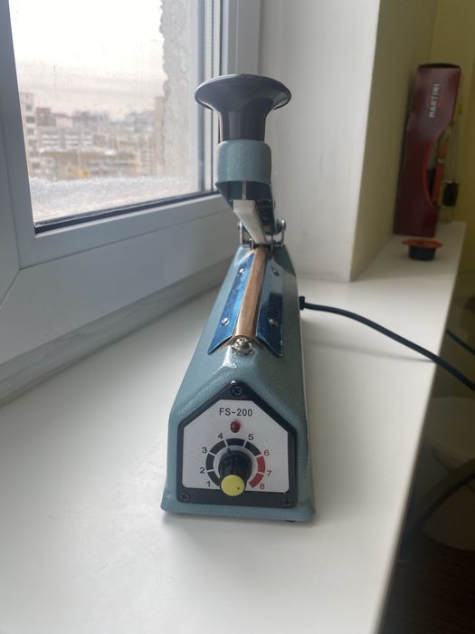 Запайщик пакетів FS-200, настільний імпульсний