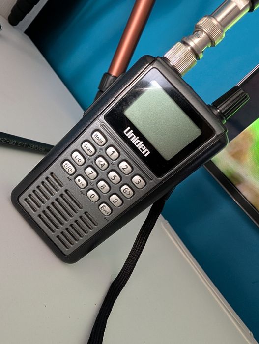 Skaner częstotliwości Uniden UBC3500XLT + Eneloop Pro x3