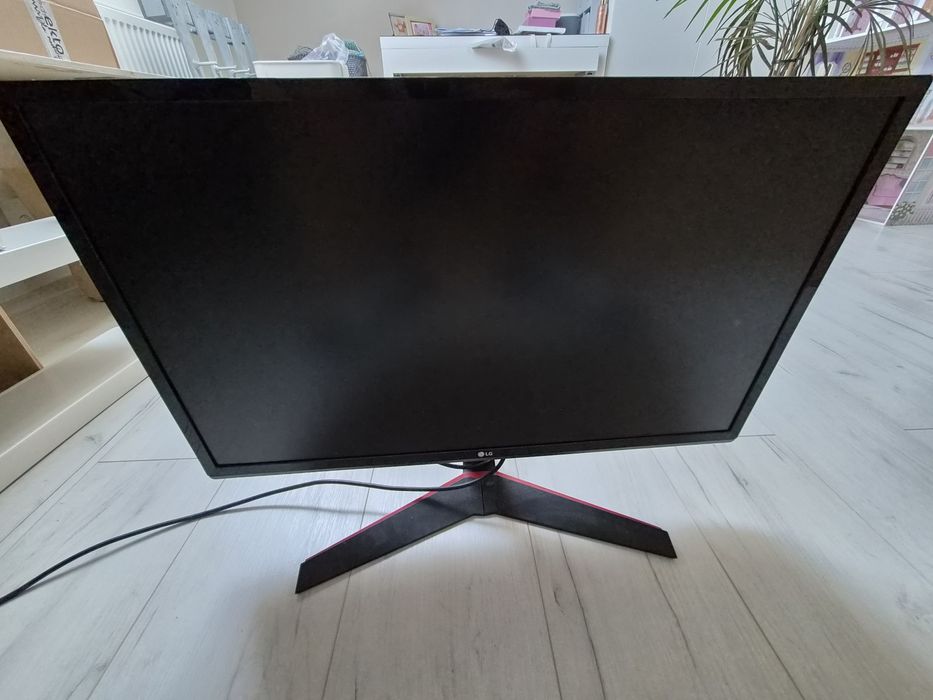 Monitor LG 24 cale