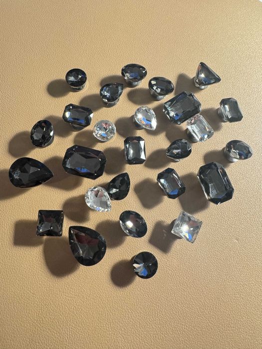 Zestaw ozdobnych kamieni do Crocs