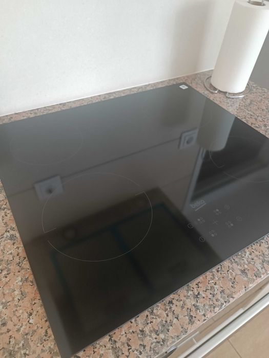 Placa de indução Beko HII64401 MT