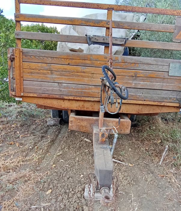 Reboque agrícola
