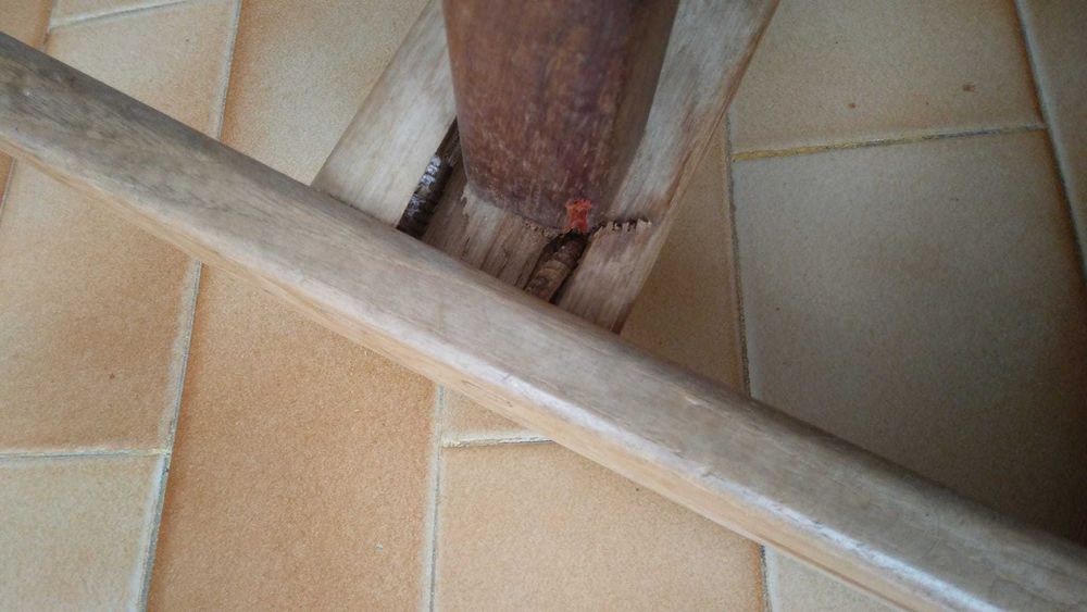 Cavalo de madeira criança