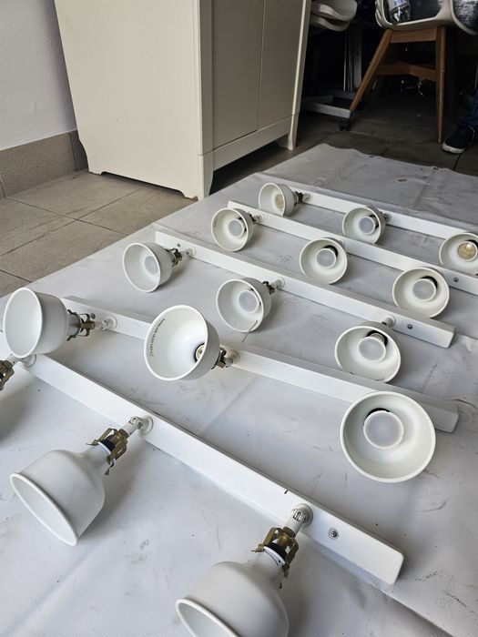 Candeeiros  tenho 5 unidades
