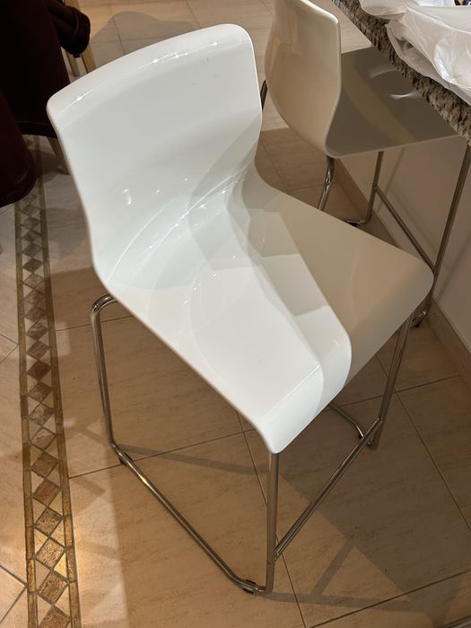 4 cadeiras alta Glenn Ikea Branca
