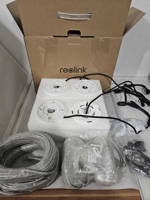 Kamera IP Zewnętrzna REOLINK D800 4K Ultra HD IP66 ZESTAW 4 Sztuk