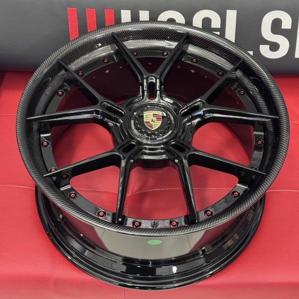 Ковані диски Porsche 911 (992) 21+22 carbon