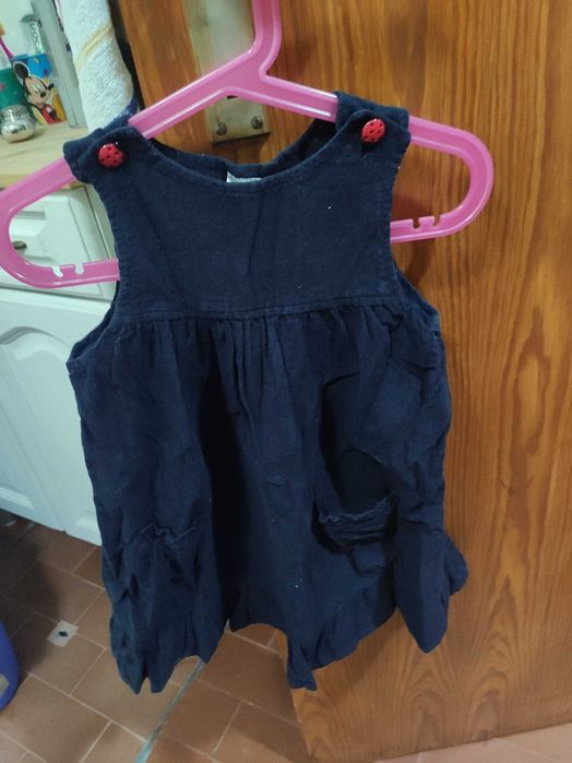 Roupas em bom estado