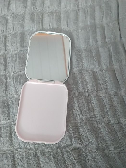 Kieszonkowe lusterko