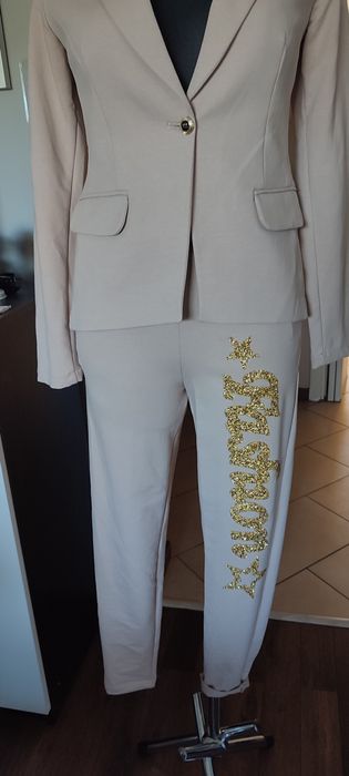 Garnitur damski  beżowy Tatu