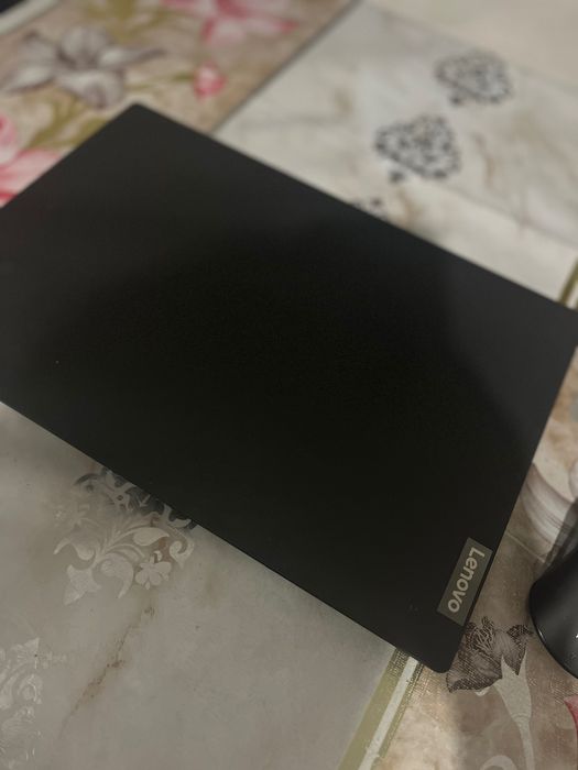 Продам ноутбук lenovo