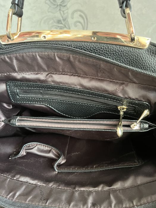 Сумка класична чорна