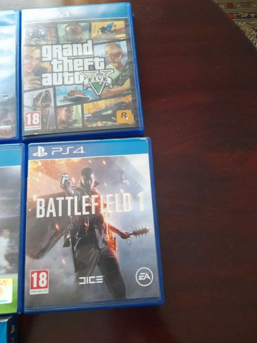 Vendo Jogos PS4 - Novos