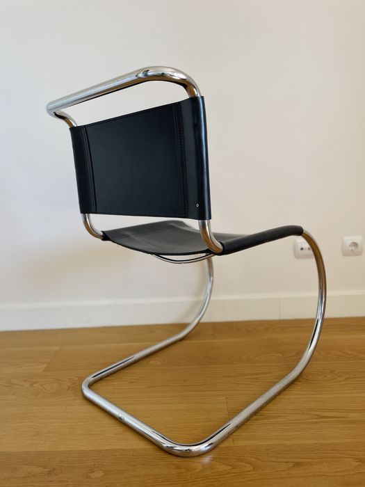 Par de cadeiras Mies van der Rohe modelo MR 10 originais