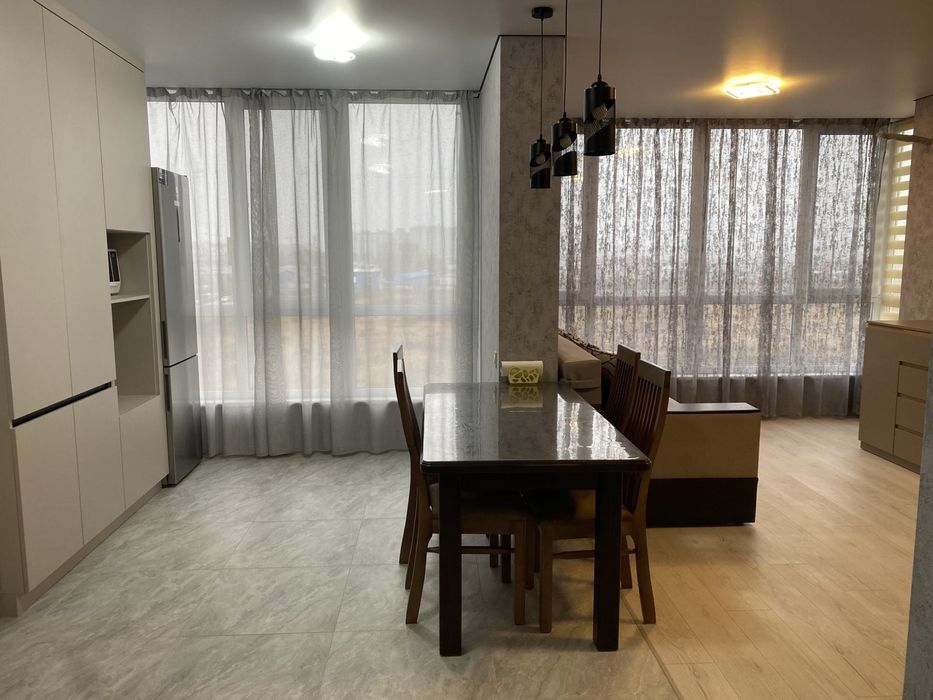 Оренда просторої євро 2к. Є бомбосховище