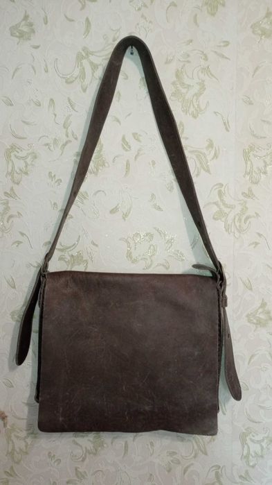 Большая байкерская сумка с толстой кожи