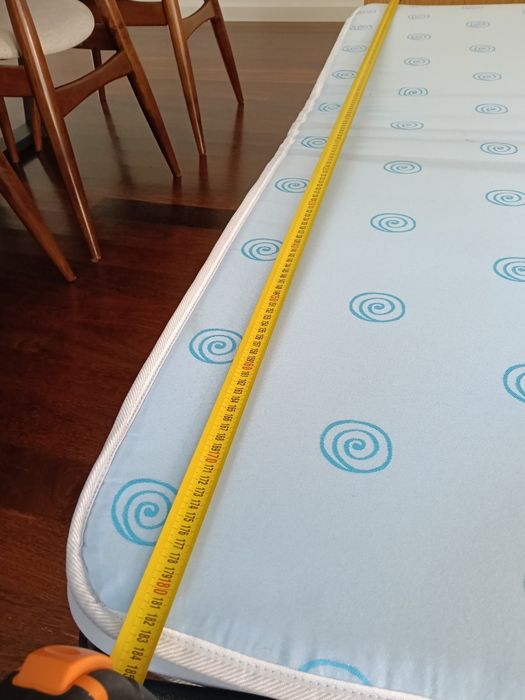 Cama de solteiro dobrável