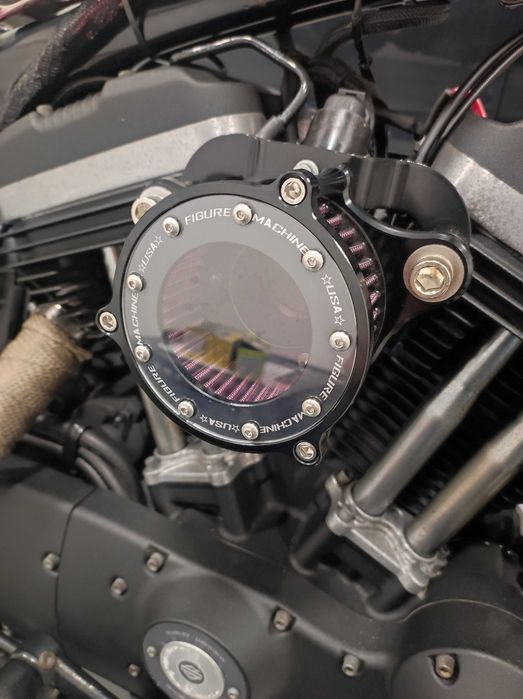 Harley Davidson Iron 883 (XL 883N) de 2017 disponível para venda.