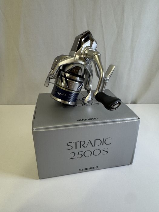 Moulinet spinning SHIMANO Twin power FE 2500 - Moulinets Carnassiers (13437543
