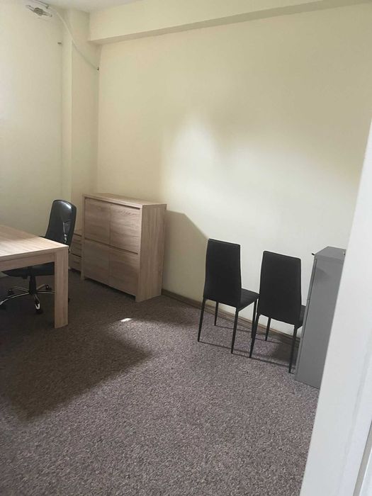 Wynajmę lokal usługowy 270m2 parter 3.5m wysoki w bardzo dobrej lokal