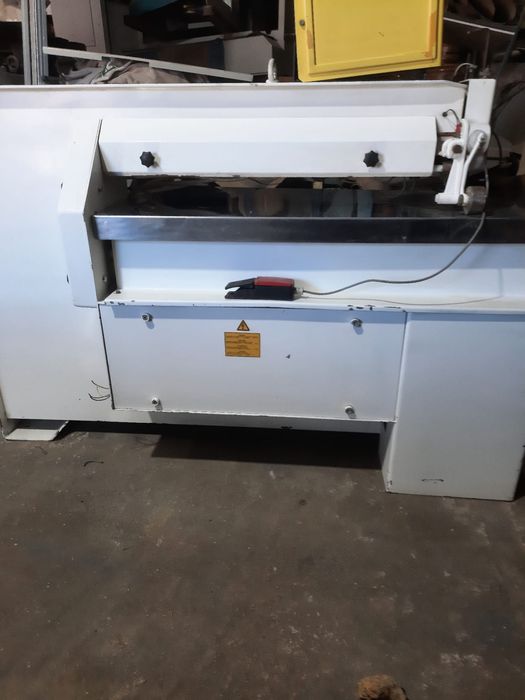 Maquina de cozer folha Kupper 1150