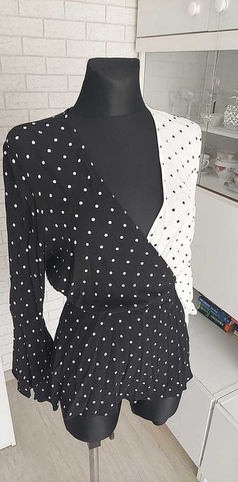 biało czarna koszula River Island 42 kropki groszki