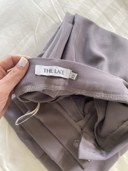 Жiночi брюки із защипами verona сірі The Lace