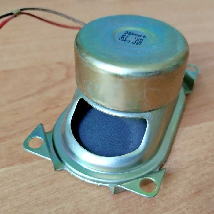 Динамик 5 Вт 8 Ом