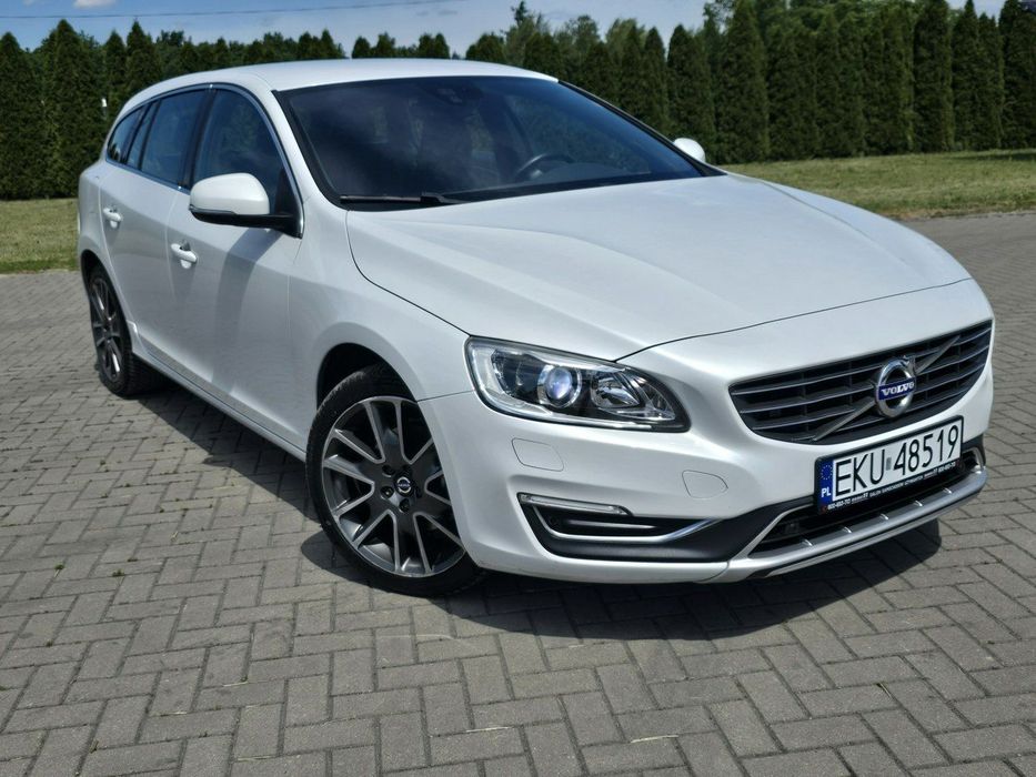 Volvo V60 2,0hdi Navi.Serwis.Xenony.Ledy.Biała Perła,Tempomat.OKAZJA
