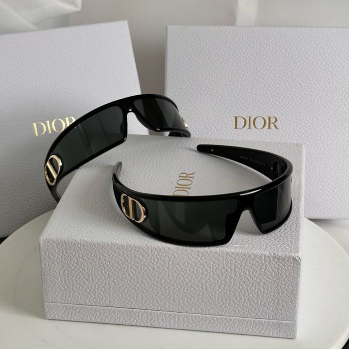 Сонцезахисні окуляри Dior