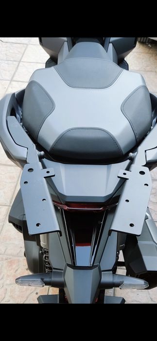 Honda  adv  350 menos de 10000 km's