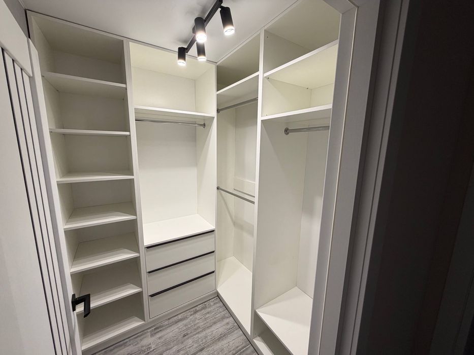 Продаж двокімнатноі квартири з ремонтом в ЖК « Рідний дім»