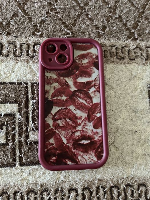 Чехлы на Iphone 13