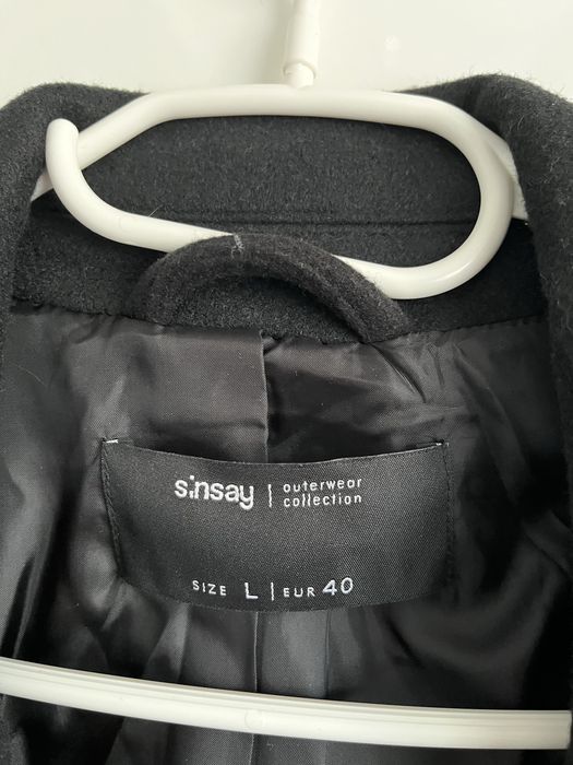 Płaszcz damski czarny długi Sinsay