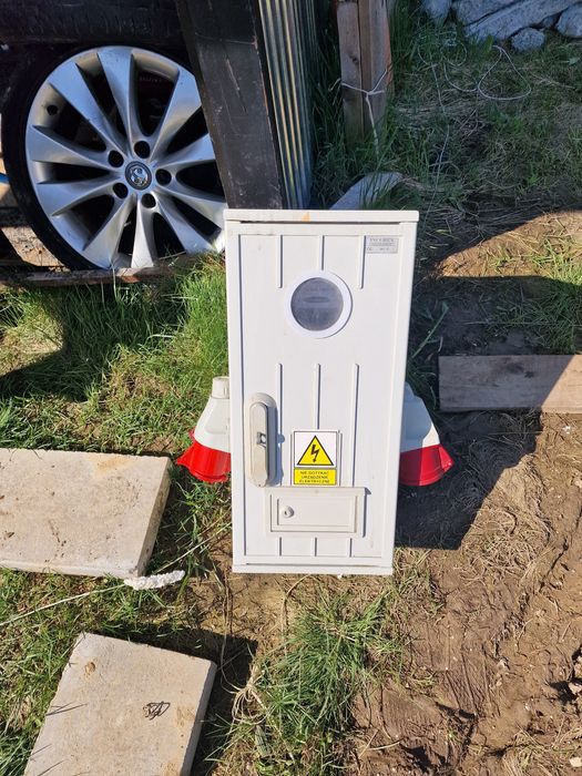 Skrzynka budowlana +podlicznik