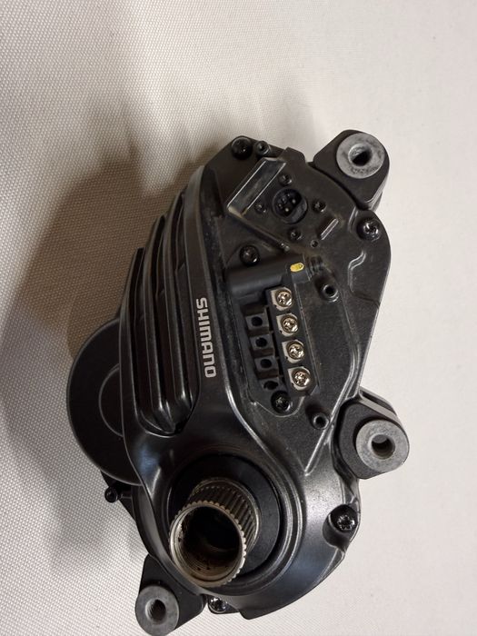 Silnik Shimano EP8 uszkodzony
