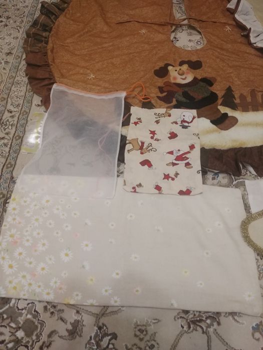 Лот Різдво під ялинку килимок чобіток салфетки фартух вишита картина