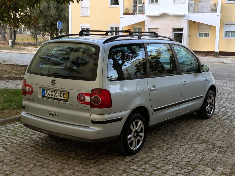 VW Sharan 2.0 TDI 2007 (selo antigo)