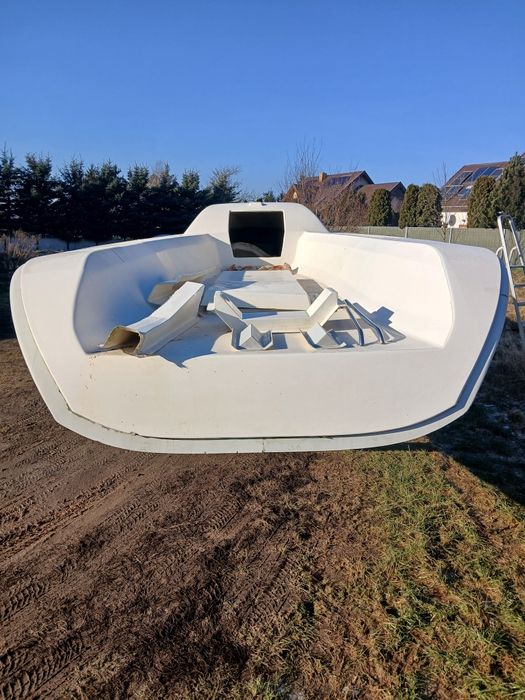 Laminaty   jachtu Skorupa .