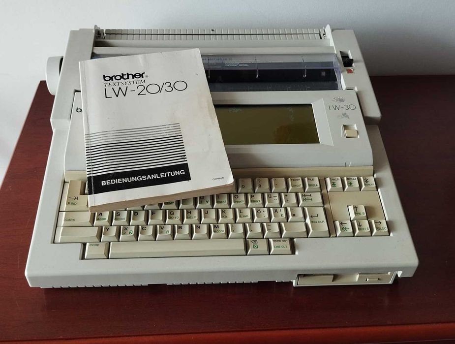 Máquina Escrever Brother LW30 Text System
