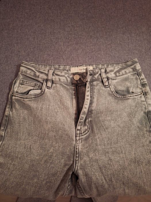 Jeansy jasno-szare, nowe