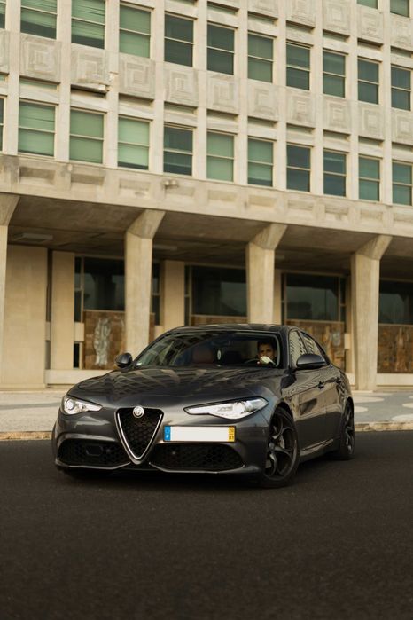 Última oportunidade - Alfa Romeo GIULIA Benzina Veloce Q4 280cv