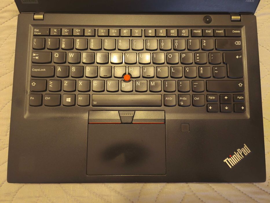 Lenovo ThinkPad T490s | i7 | 32GB RAM | 512GB SSD | Para Reparação