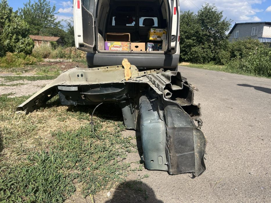 Продам лонжерон Skoda tour