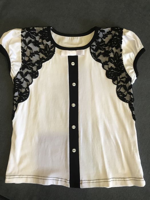 Футболка шкільна на дівчинку